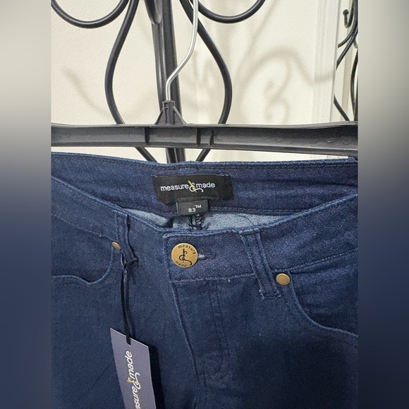 Measure & Made Women's Dark Blue Skinny Jeans - Picture 5 of 7